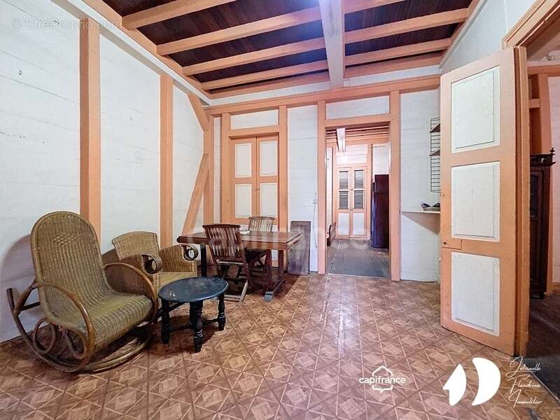 Appartement à POINTE-A-PITRE