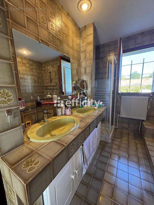 Maison à AIGREFEUILLE-D&#039;AUNIS