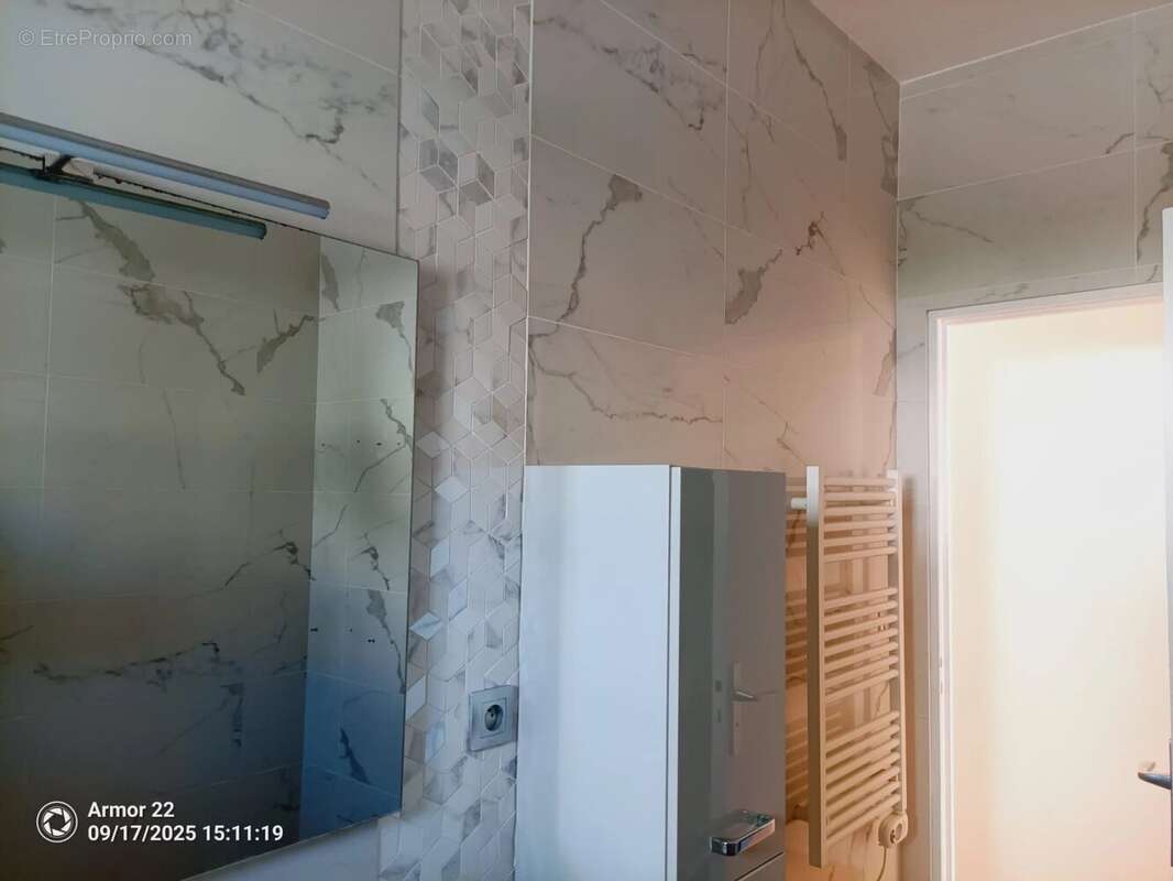 Appartement à CHARENTON-LE-PONT