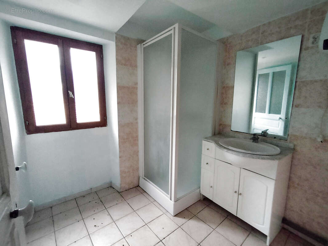 Appartement à BREIL-SUR-ROYA