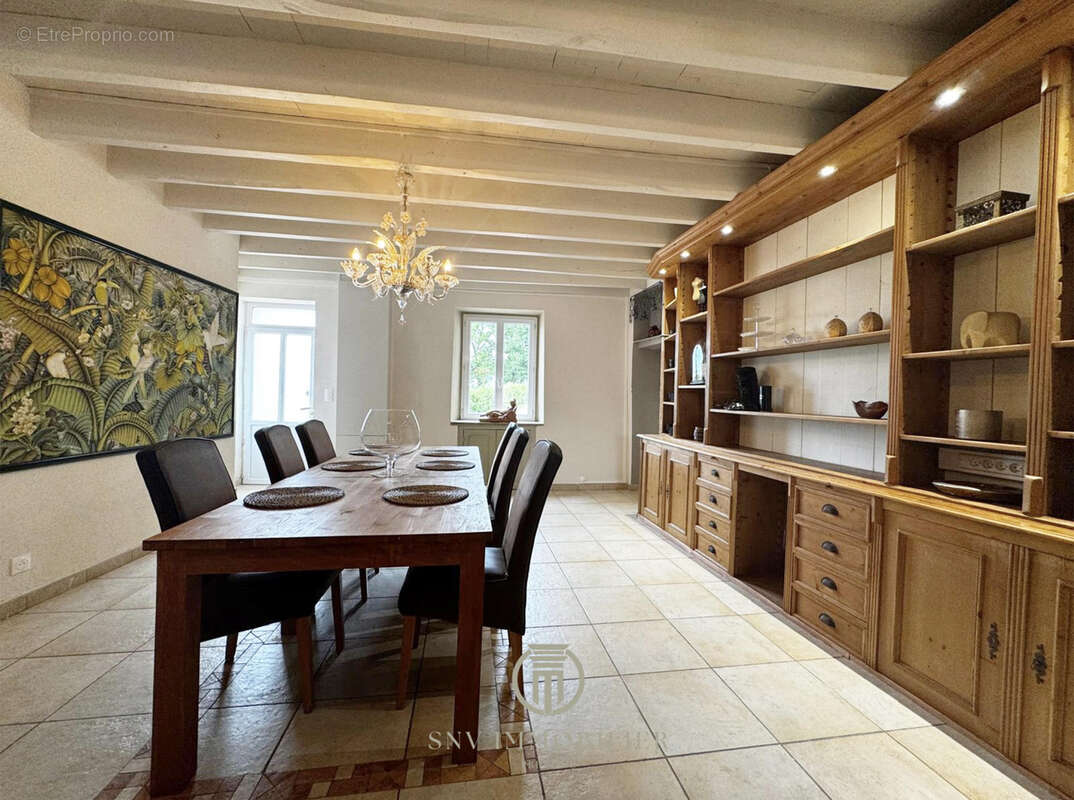 Maison à MONTAIGUET-EN-FOREZ