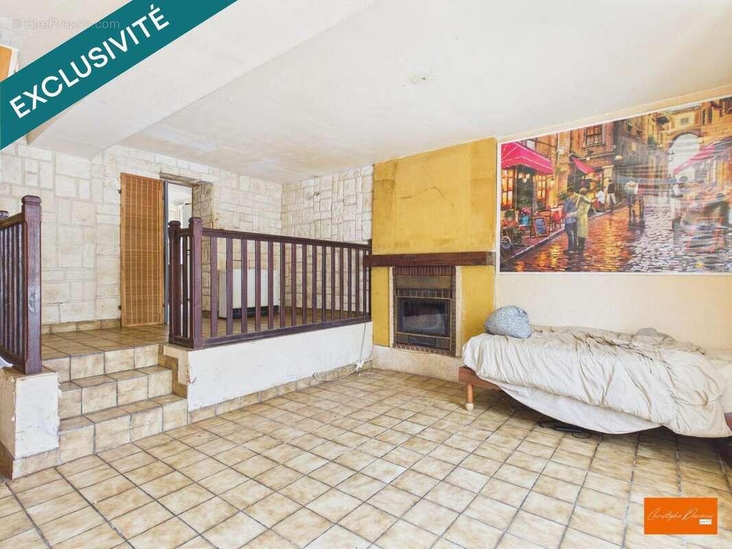 Maison 93 m² à Saint-Mars-Sur-Colmont  - photo 7