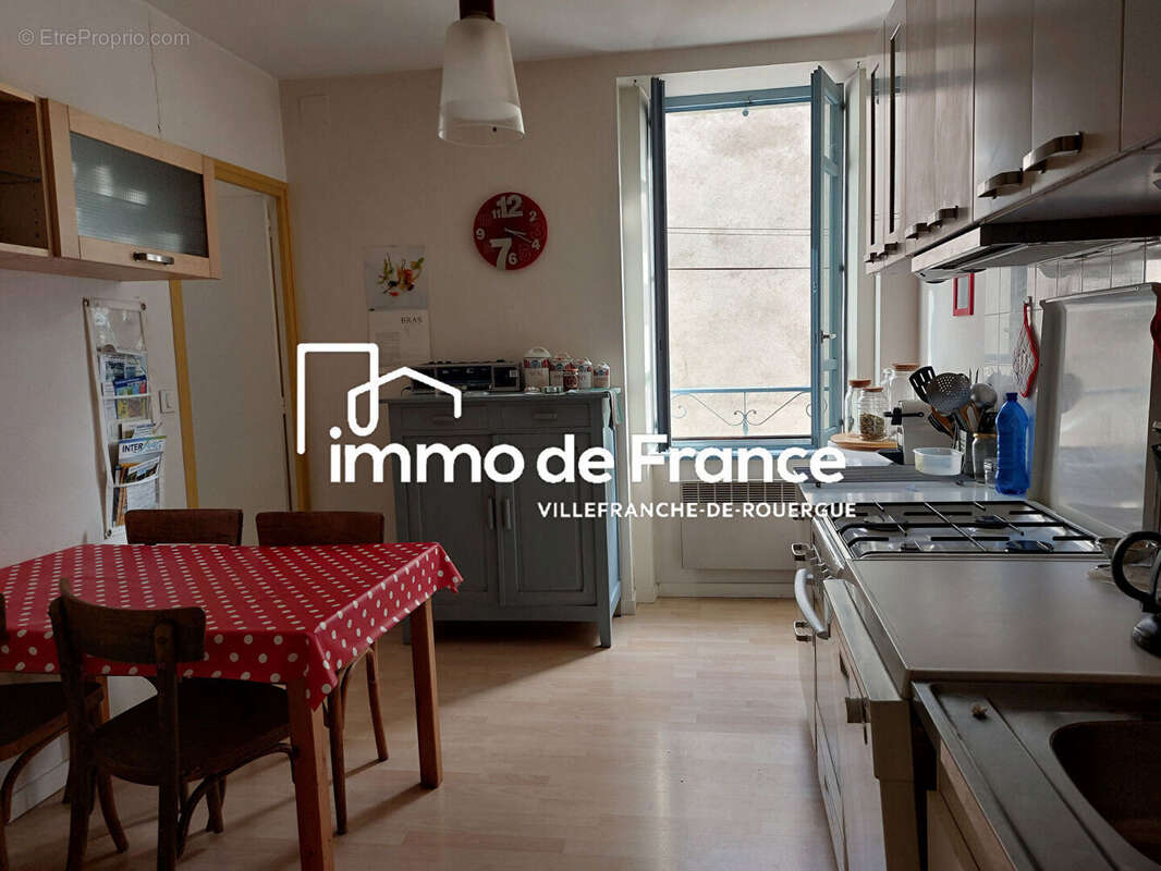 Immeuble de rapport  333 m2+ jardin -5 logements - photo 4