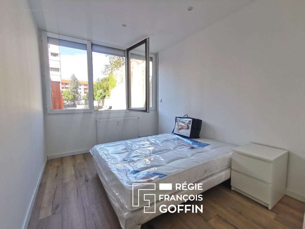 Appartement à VILLEURBANNE