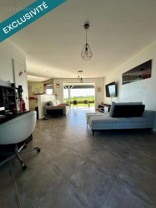 Photo 5 - Maison à LE MARIN