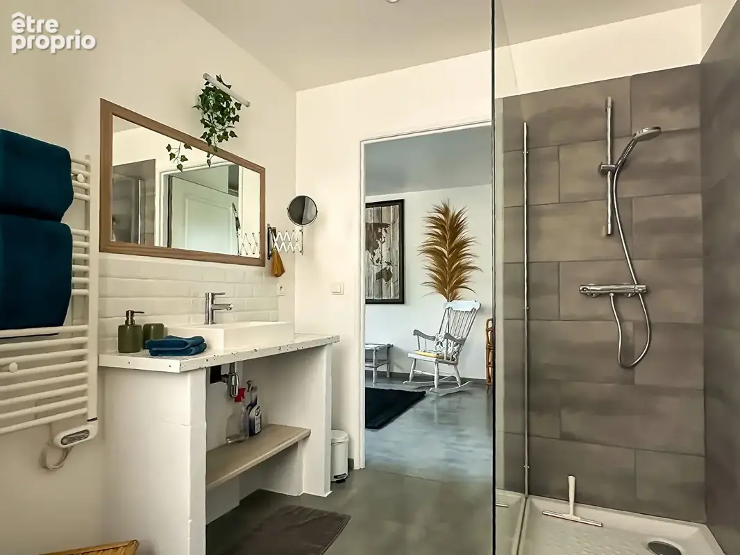 Maison 5 chambres et studio, garage/atelier - photo 8