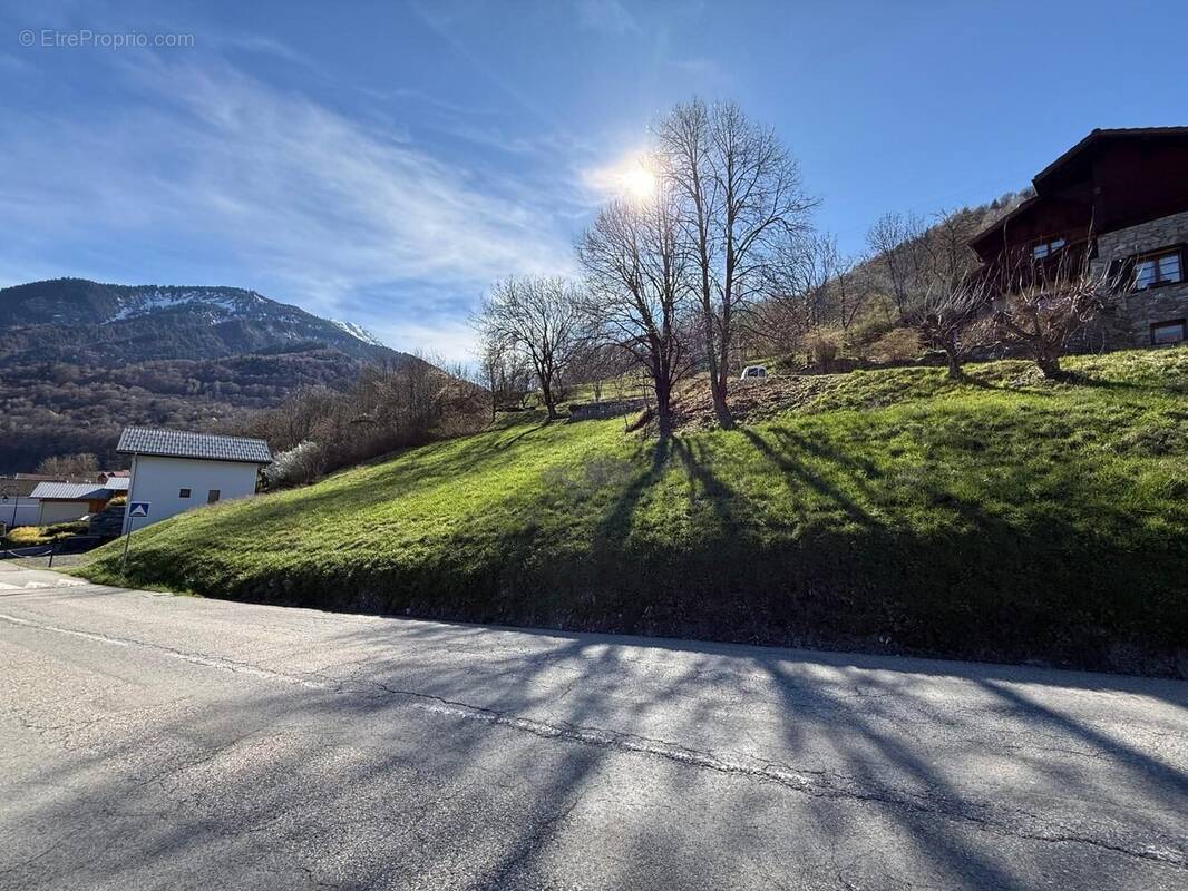 Terrain à AIGUEBLANCHE