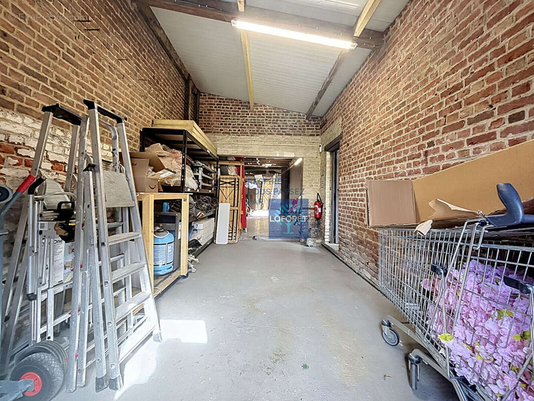 Bureaux et Hangar La Chapelle D Armentières - photo 4