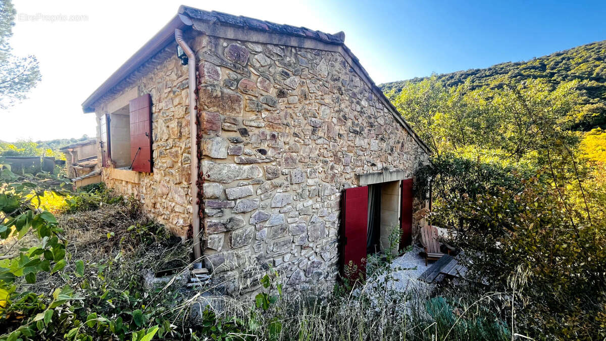 Maison à CAUSSES-ET-VEYRAN