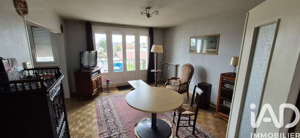 Photo 3 - Appartement à MARGNY-LES-COMPIEGNE