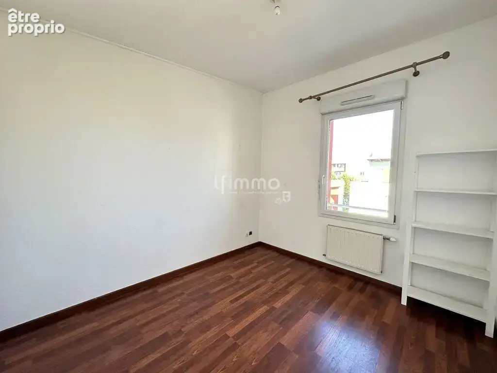 Duplex avec garage, terrasse & balcon – L’esprit maison à Pfasta - photo 8