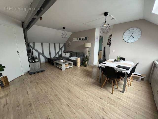 Appartement à EPERNON