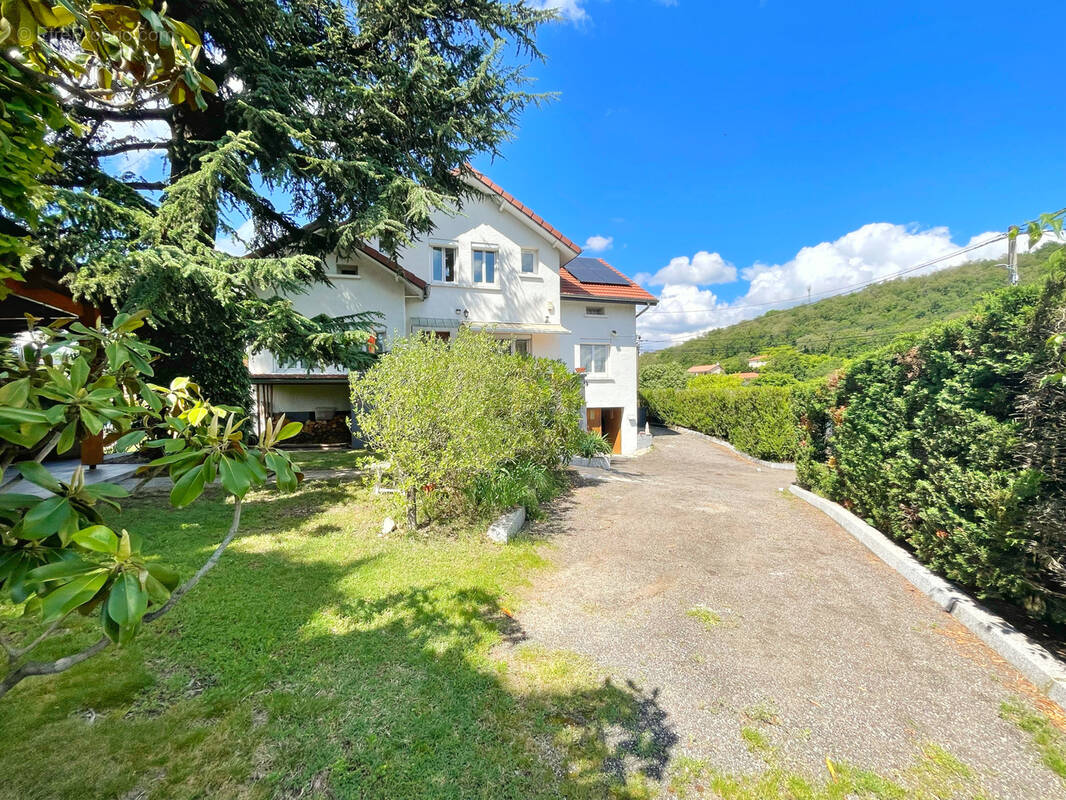 Maison à CHASSE-SUR-RHONE