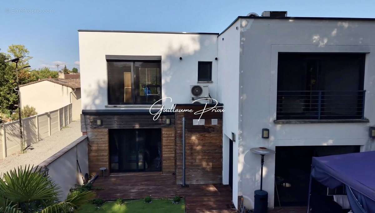 Maison 141 m² à Carbon-Blanc  - photo 6