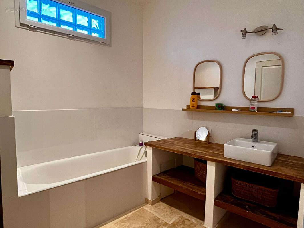 Maison à SAINTE-PAZANNE