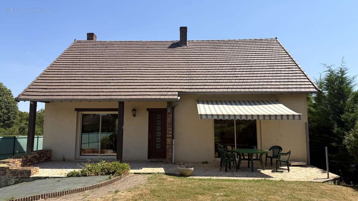 Maison 125 m² à Dangeul  - photo 3
