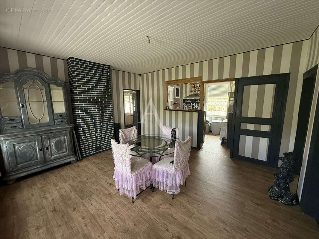 Maison à ARQUES