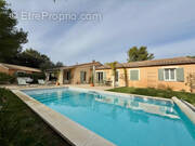 Maison à CHATEAURENARD