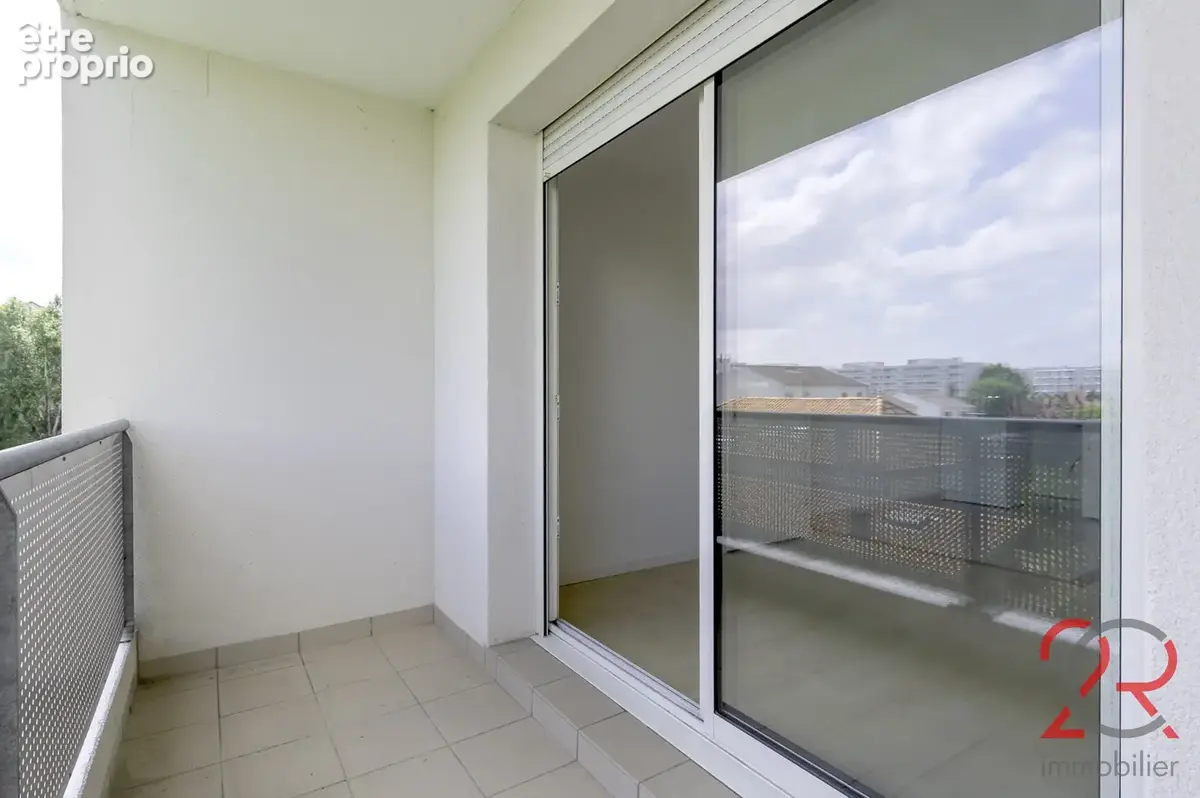 Appartement T2 lumineux avec balcon et parking - photo 4