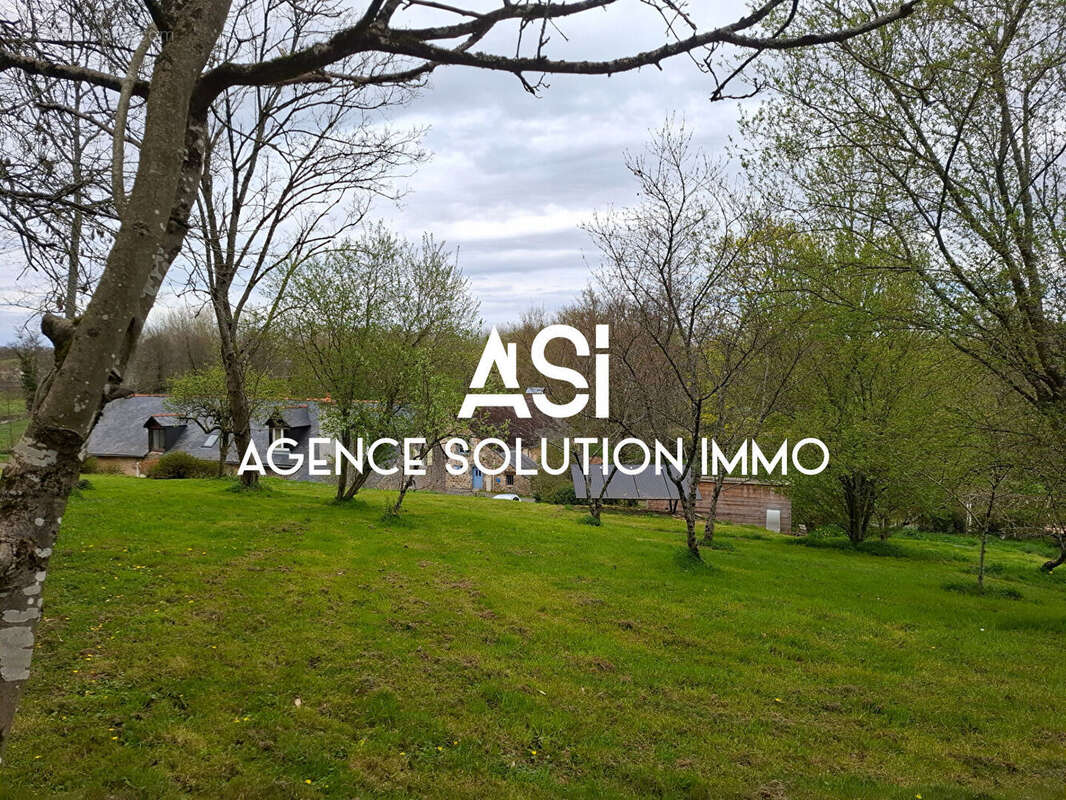 Maison à SAINT-PIERRE-SUR-ERVE