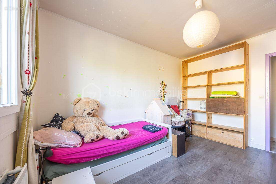 ***** plain-pied, 2 chambres, bureau, grand jardin arboré, quartier brizeaux à niort ***** - photo 8
