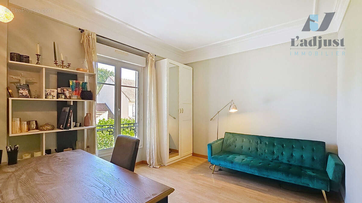 Maison à VULAINES-SUR-SEINE