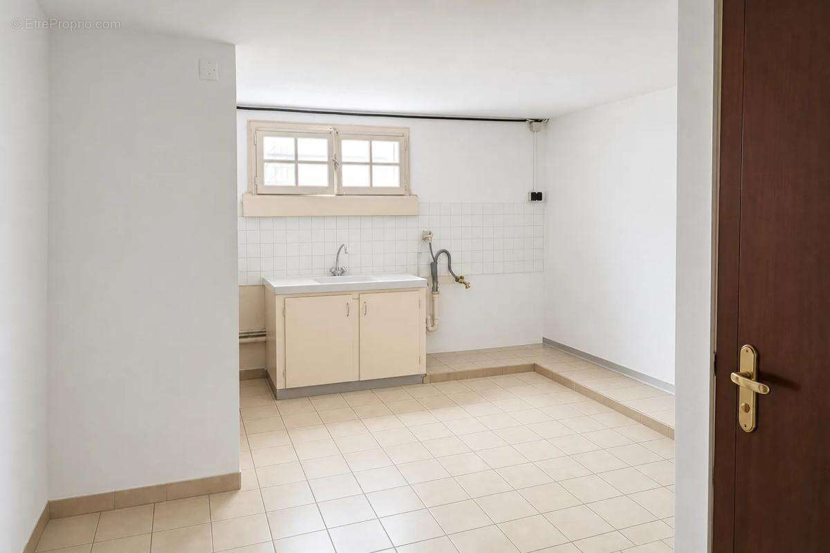 Superbe maison rénovée 115 m² à Pommerit-le-Vicomte - photo 10