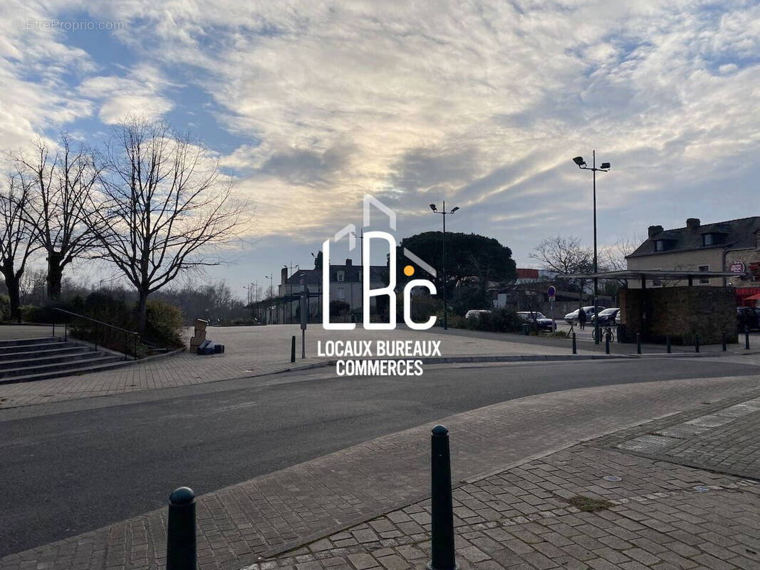 Commerce à LA CHAPELLE-SUR-ERDRE