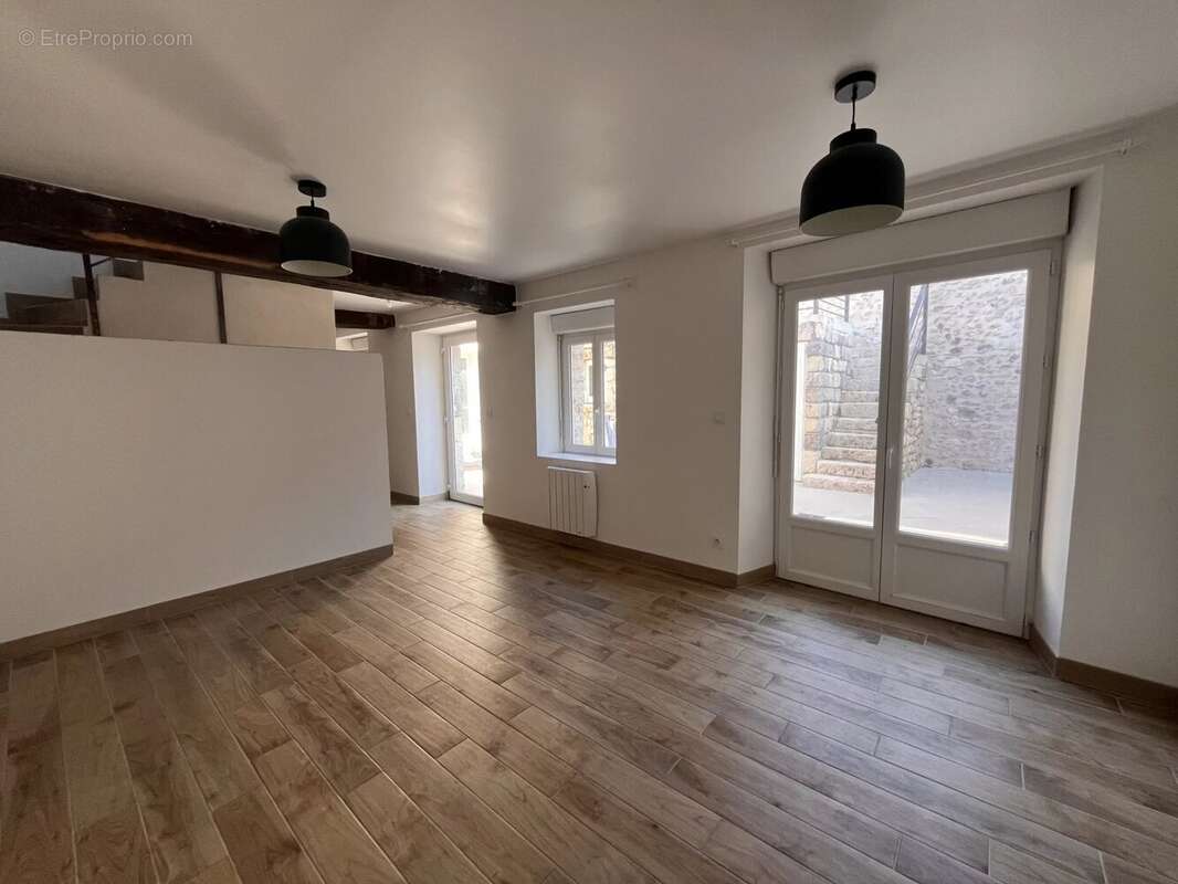 Immeuble Locatif rénové au centre ville - photo 6