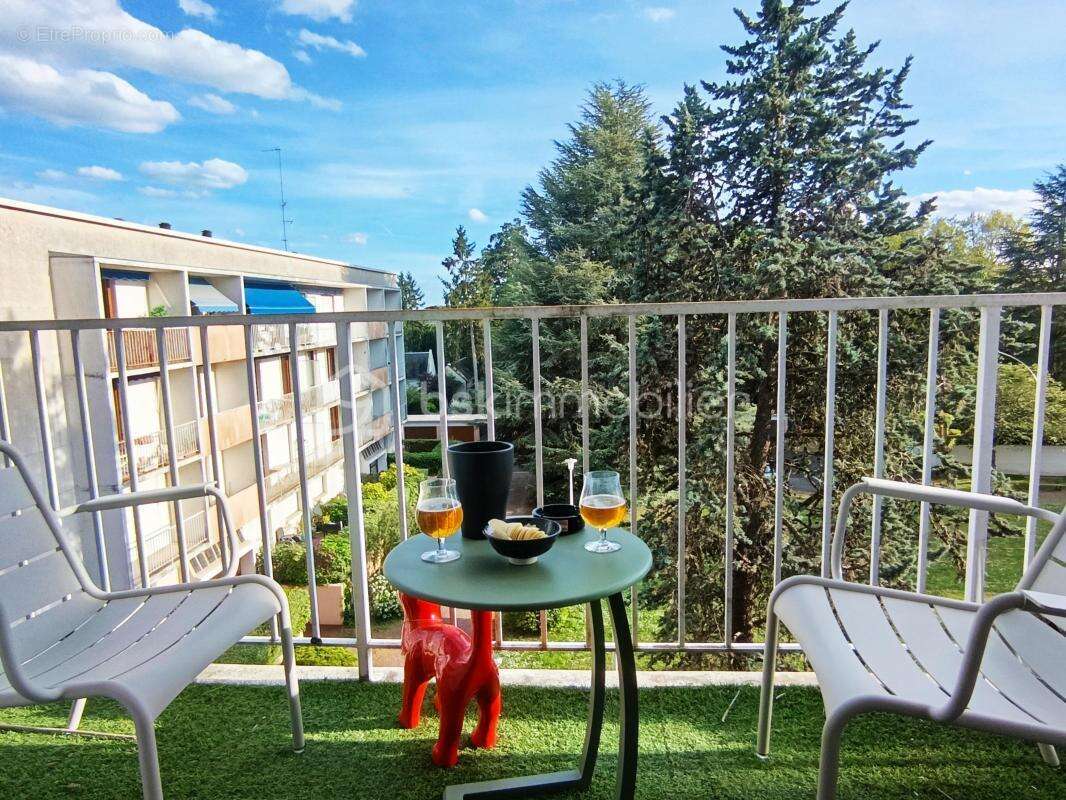 Appartement à SAINT-CYR-SUR-LOIRE