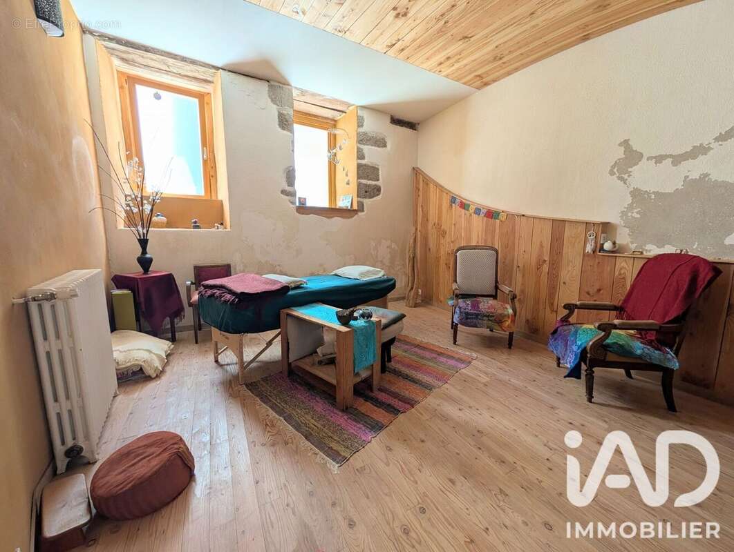 Commerce 182 m² à Gueret  - photo 5