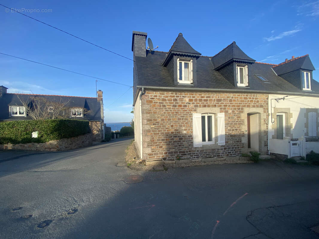 Maison à PLOUBAZLANEC