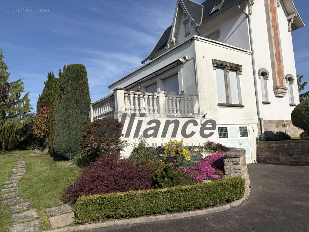 Maison à LUXEUIL-LES-BAINS