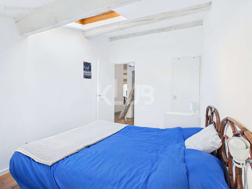 Appartement à MARSEILLE-6E