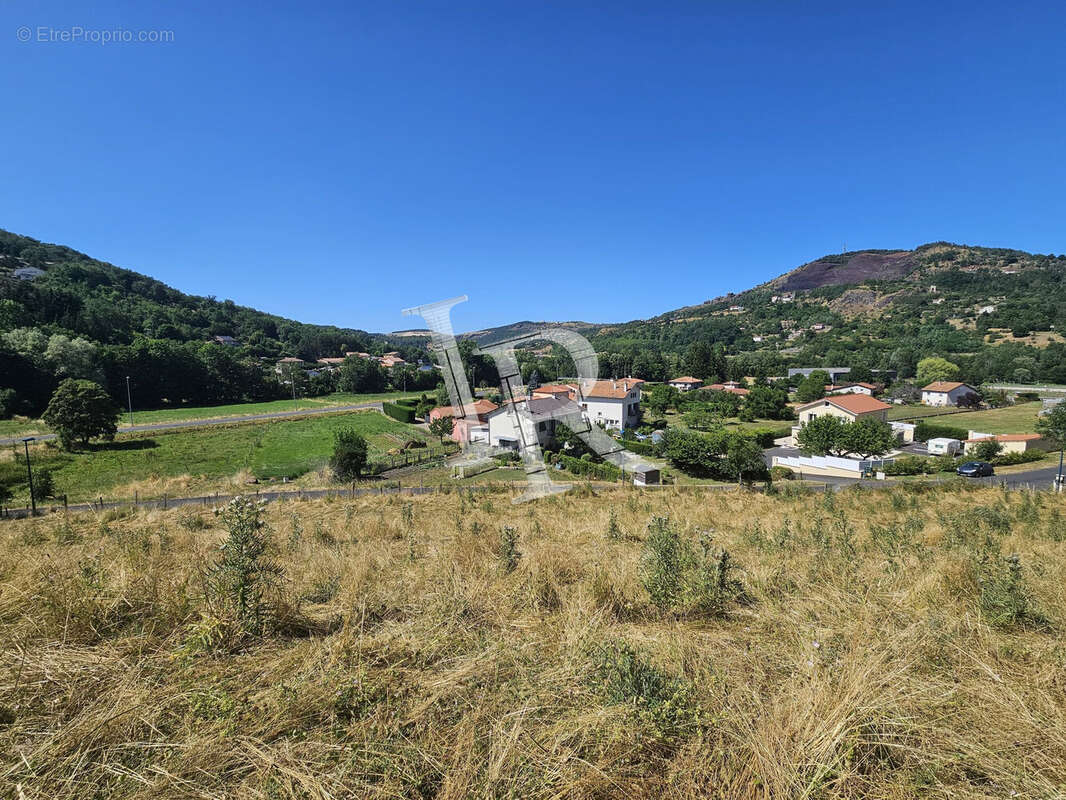Terrain 4110 m² à Espaly-Saint-Marcel  - photo 3