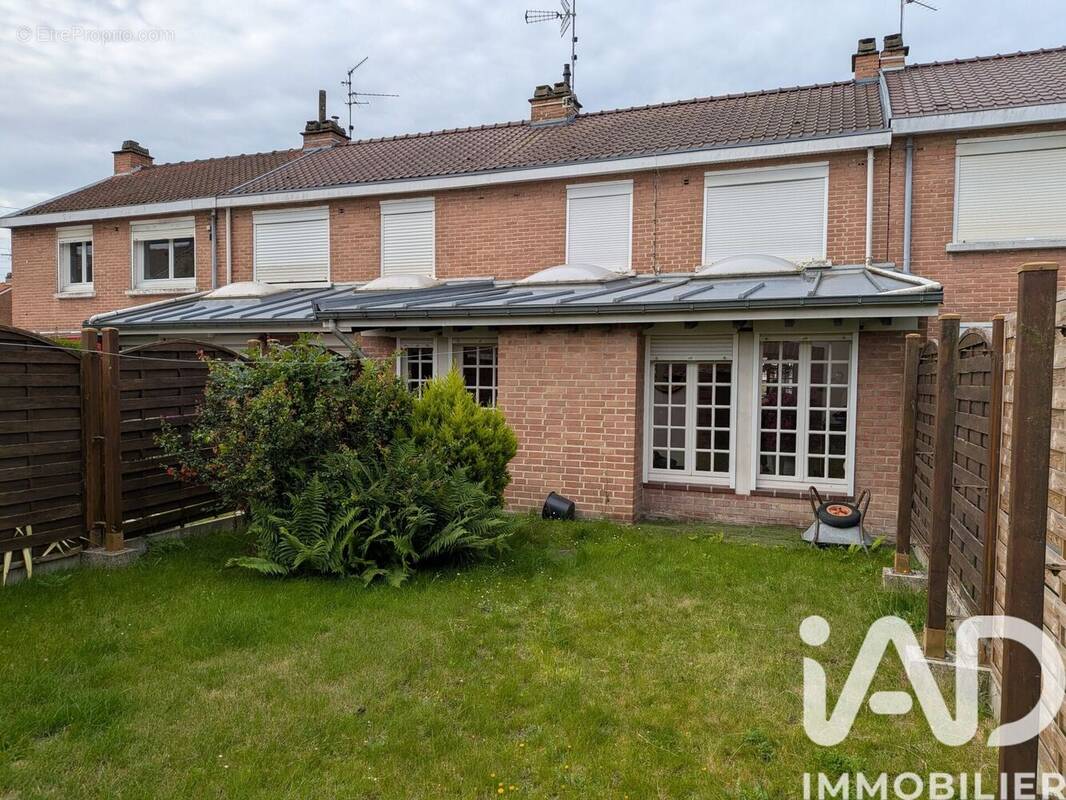 Photo 1 - Maison à VALENCIENNES