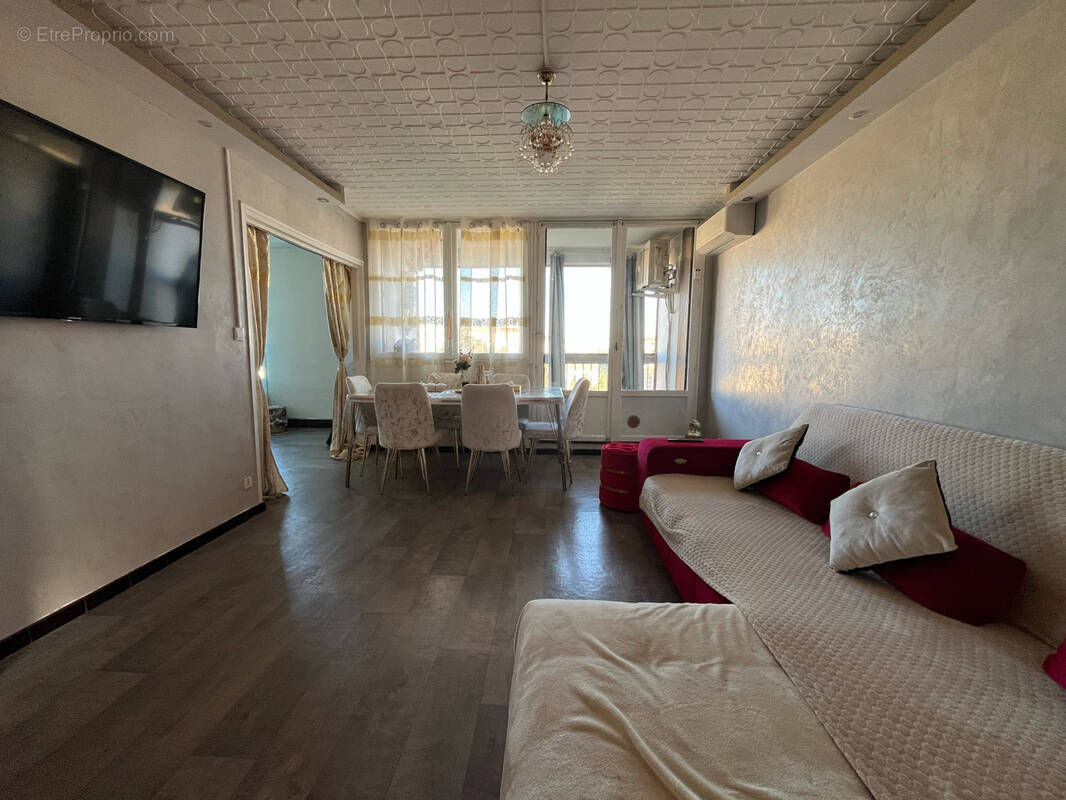 Appartement à ARLES