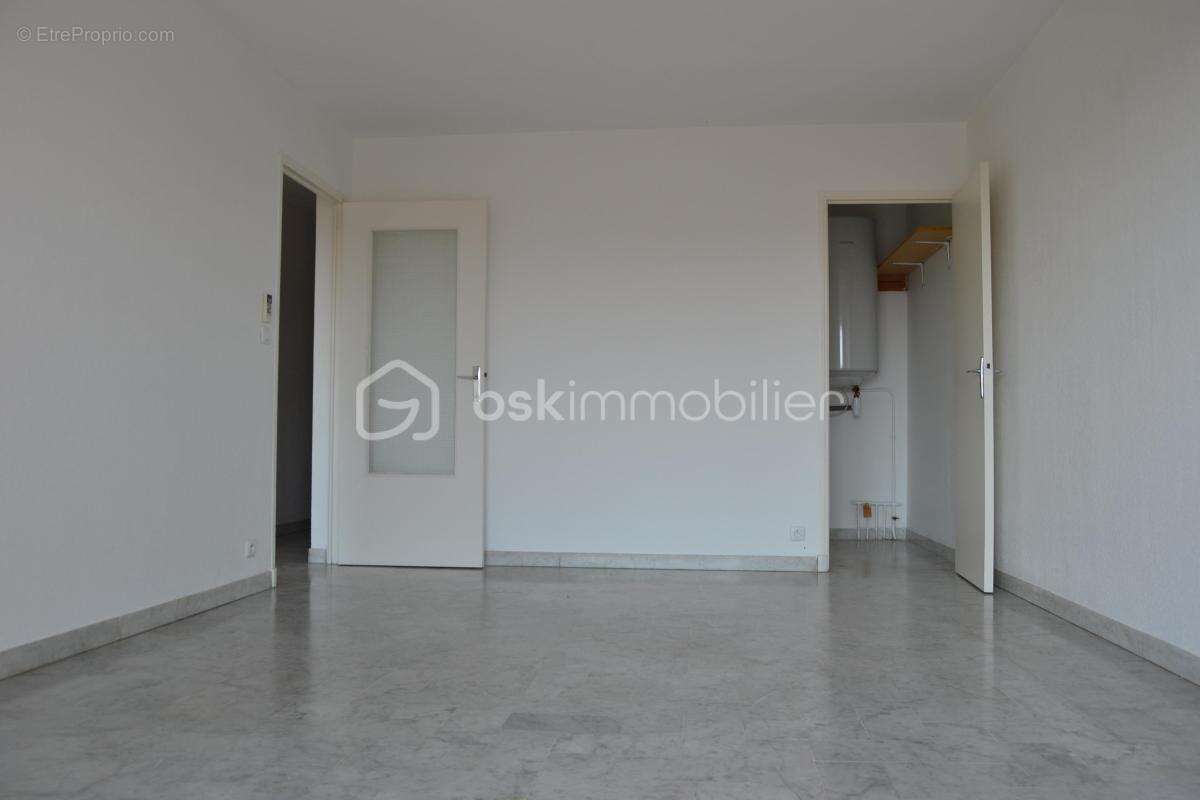 Appartement à FREJUS