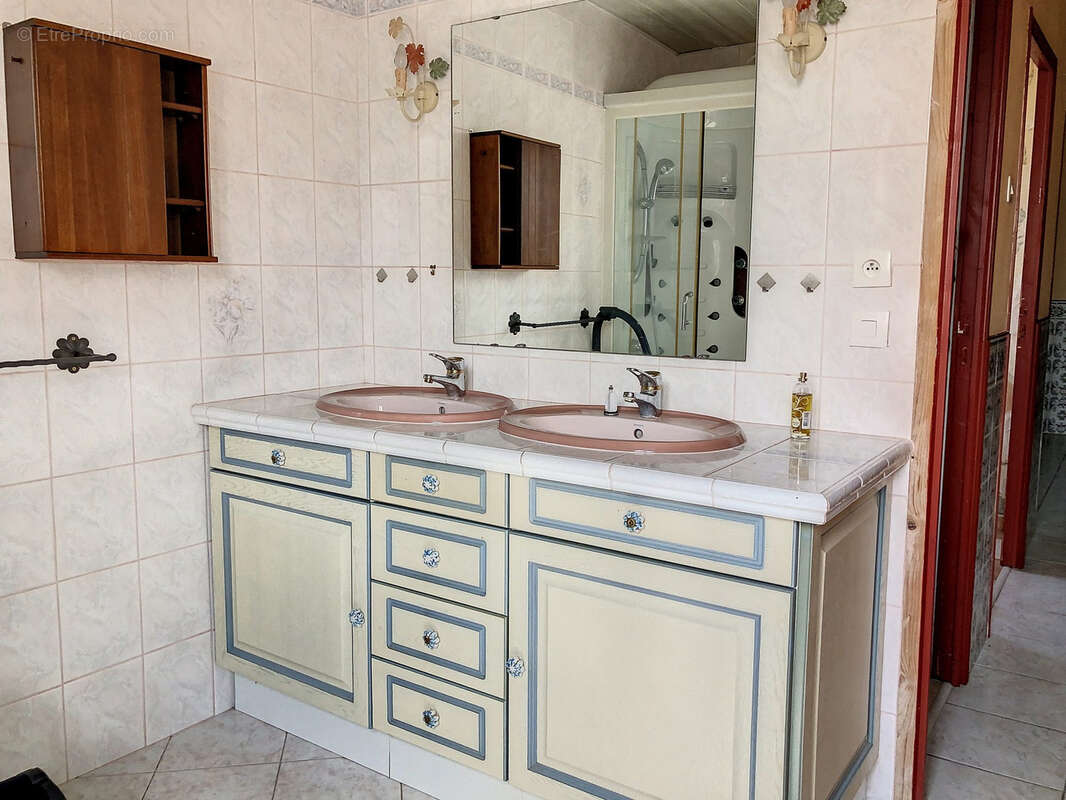 Maison à LA FERTE-IMBAULT