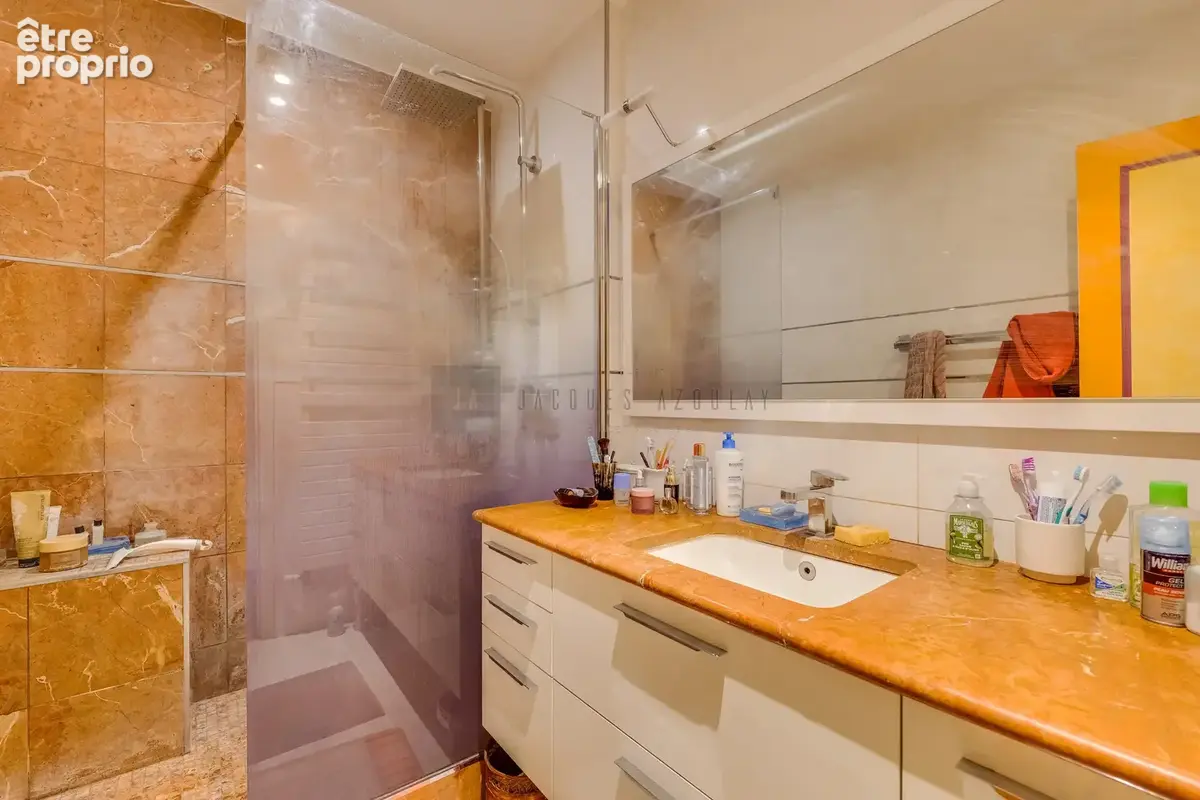 Appartement familial - 4 pièces - 92 m2 - balcons cave et parking en sus - photo 7