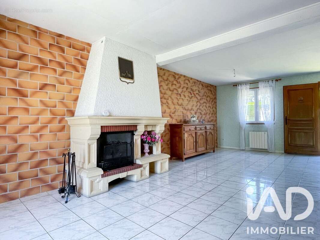Maison 100 m² à Noailles  - photo 5