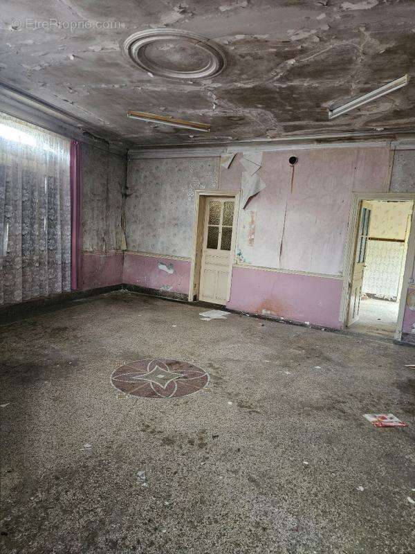 Maison à LE TRANSLOY