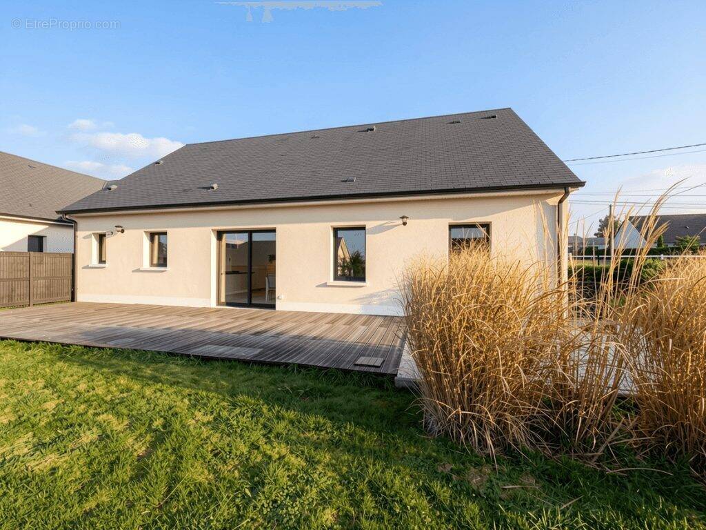 Maison à CINQ-MARS-LA-PILE