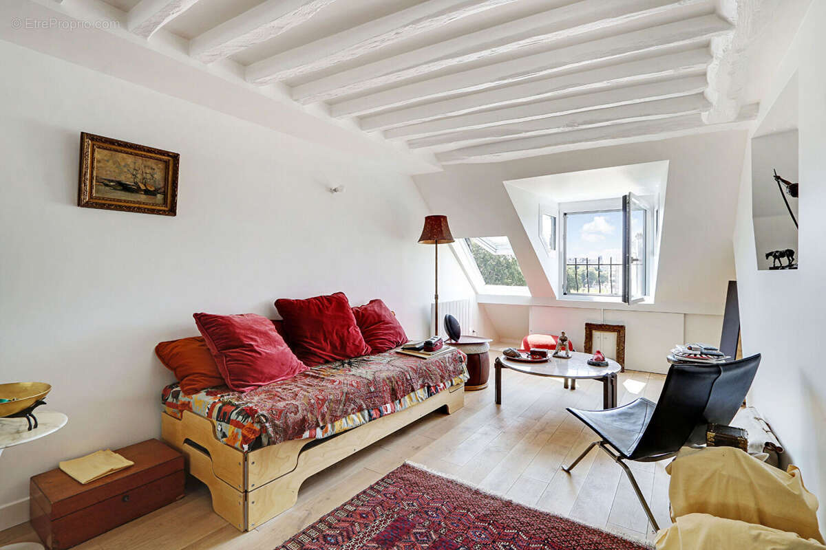 Appartement à PARIS-6E