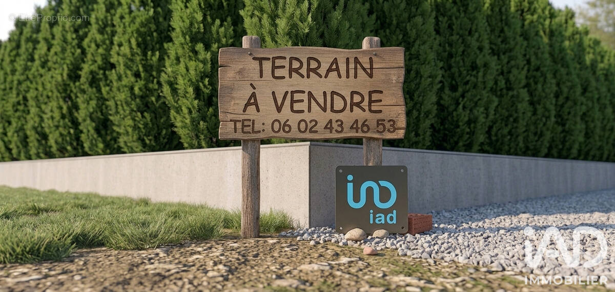 Photo 1 - Terrain à RIORGES