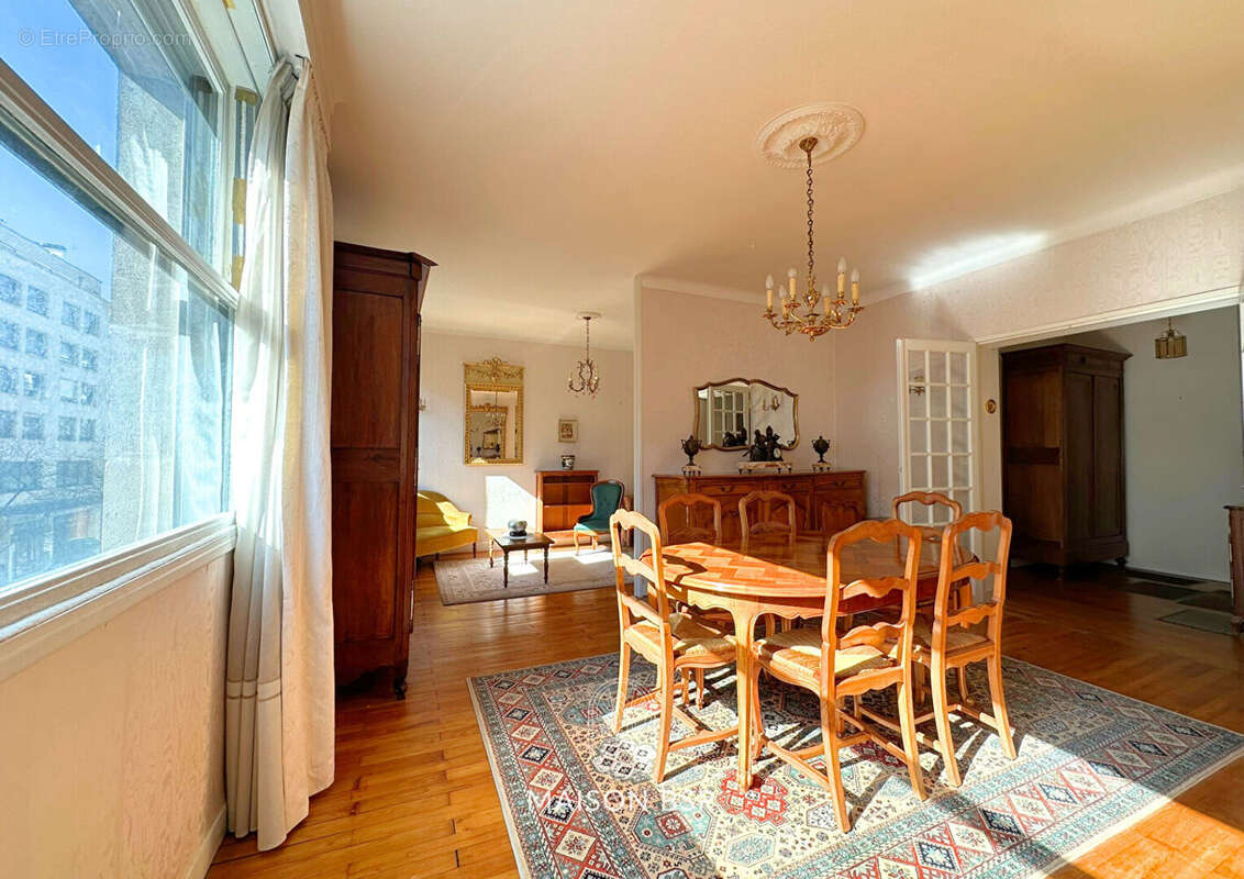 Appartement à NANTES