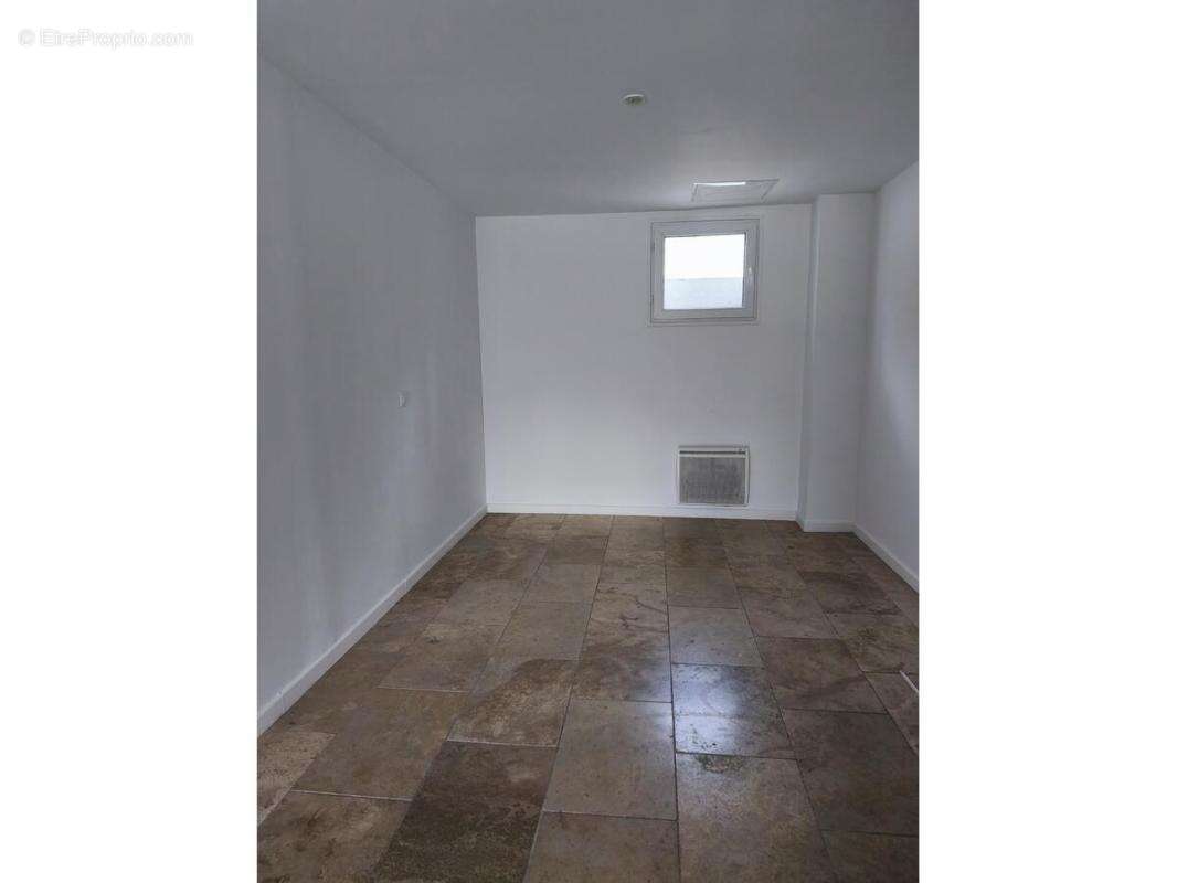 Appartement à MARSEILLE-15E