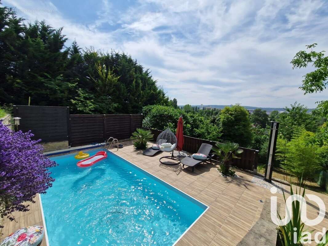 Photo 2 - Maison à JUZIERS