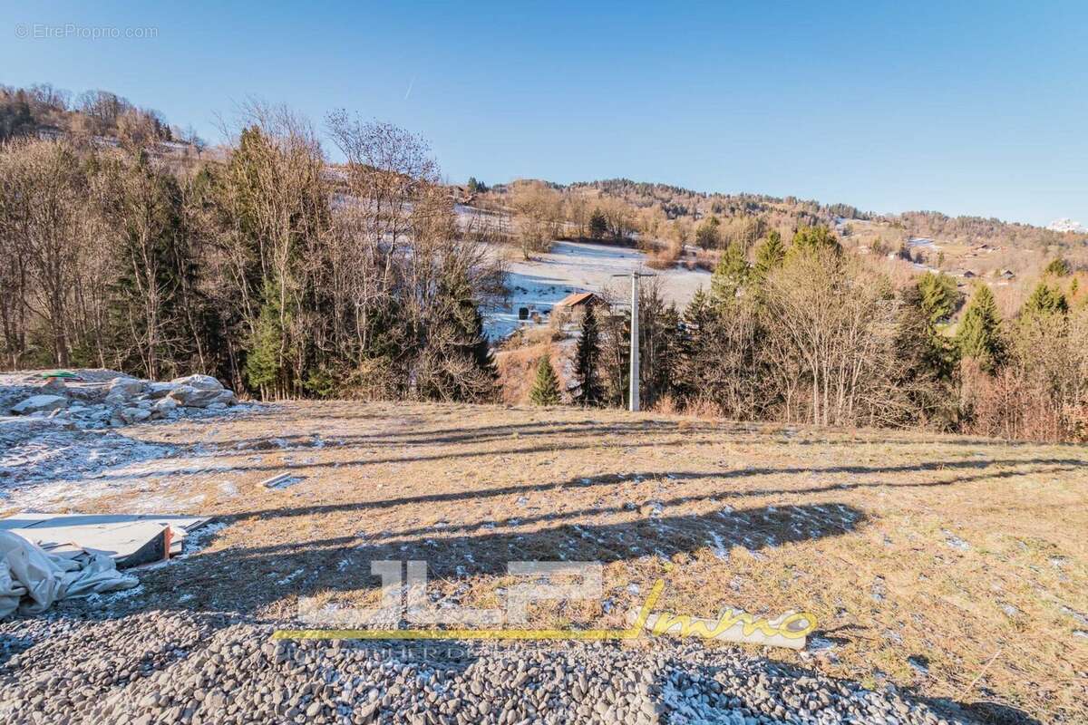 Terrain à SAINT-GERVAIS-LES-BAINS