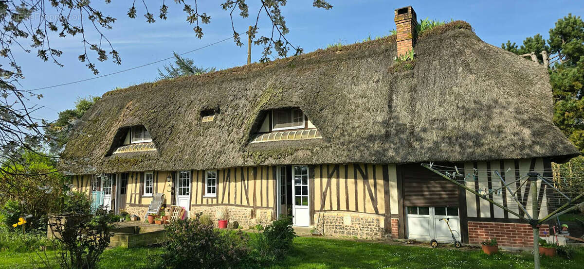 Maison à ETREVILLE